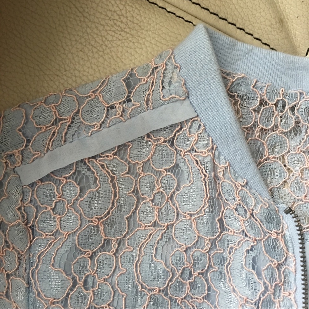 Lace jacket - Picture 4 of 7